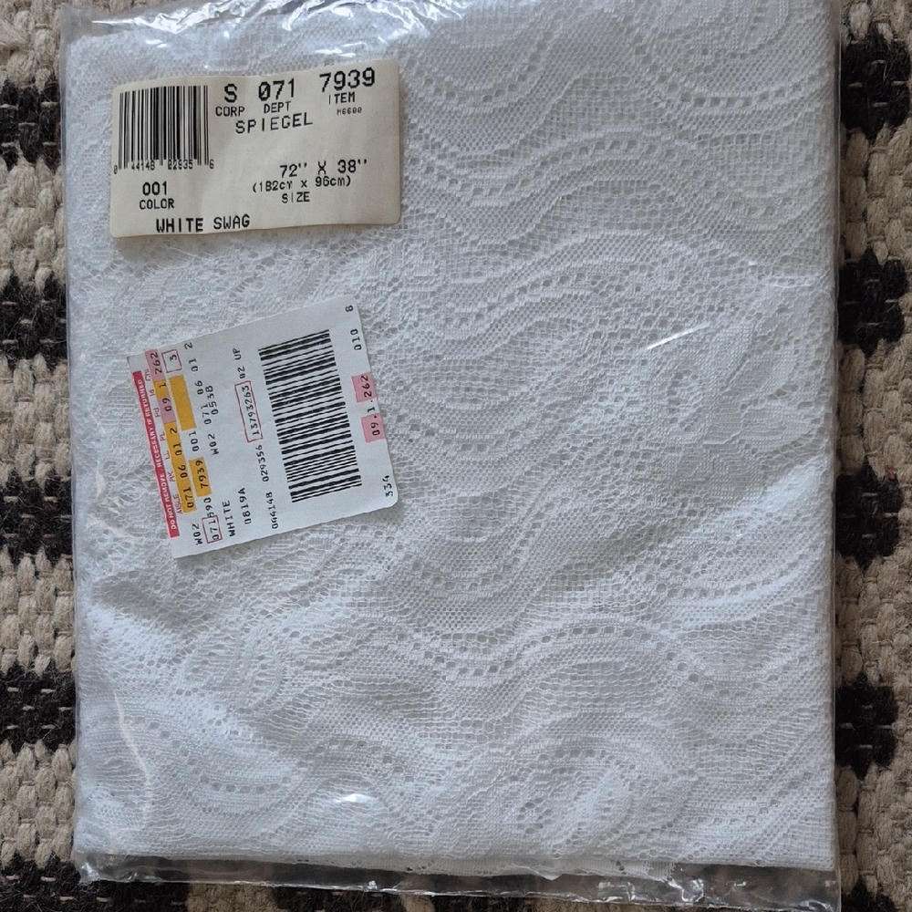 Spiegel White Swag Curtain 72x38